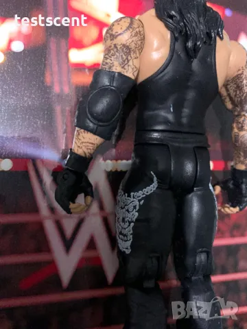 Екшън фигура WWE The Undertaker Гробаря basic series играчка Mattel , снимка 6 - Колекции - 48504174