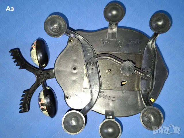 Стара руска СССР механична ламаринена играчка бръмбар жук , снимка 5 - Колекции - 50175136