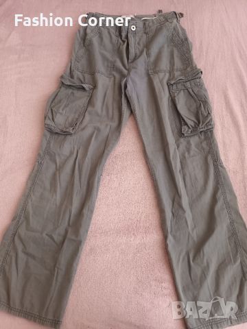 Дамски карго панталони Bershka 40 / М-Л размер, Спиди