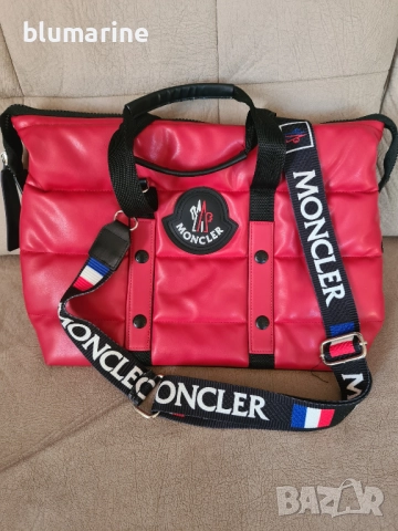 Дамска чанта MONCLER, снимка 3 - Чанти - 51522701