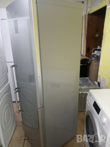 Иноксов комбиниран хладилник с фризер Samsung 2 години гаранция!, снимка 3 - Хладилници - 46016913