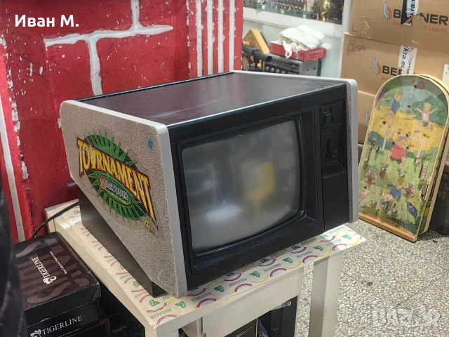 Ретро видеоигра Megatouch 1994 г с тъчскиин , снимка 3 - Други игри и конзоли - 53071584