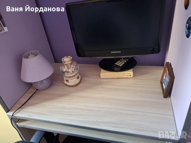 Секция с гардероб и бюро, снимка 4 - Секции и витрини - 53213857