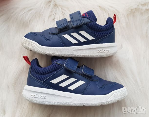 Детски маратонки Adidas №22/23, снимка 5 - Детски маратонки - 45338372