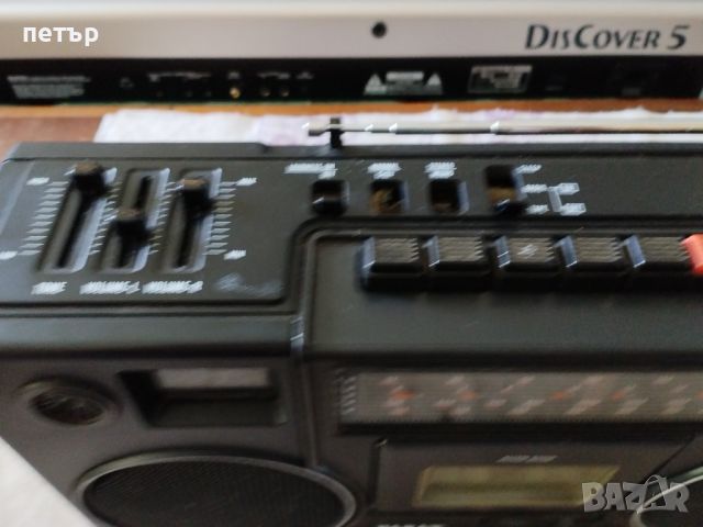 Японски касетофон, снимка 6 - Радиокасетофони, транзистори - 45684319