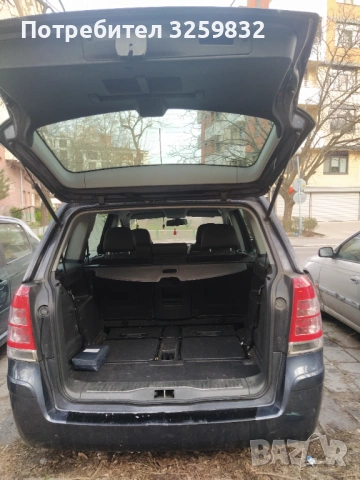 Vauxhall (Opel) Zafira 1.6 бензин, 2010 г. (За части или скрап), снимка 4 - Автомобили и джипове - 53745409