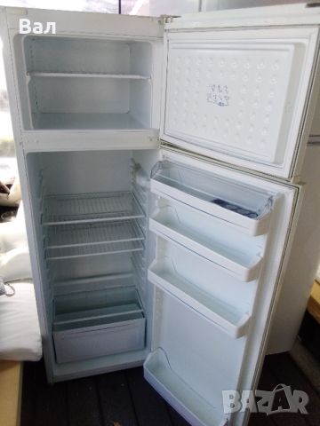 Хладилник Ariston, снимка 2 - Хладилници - 42408501