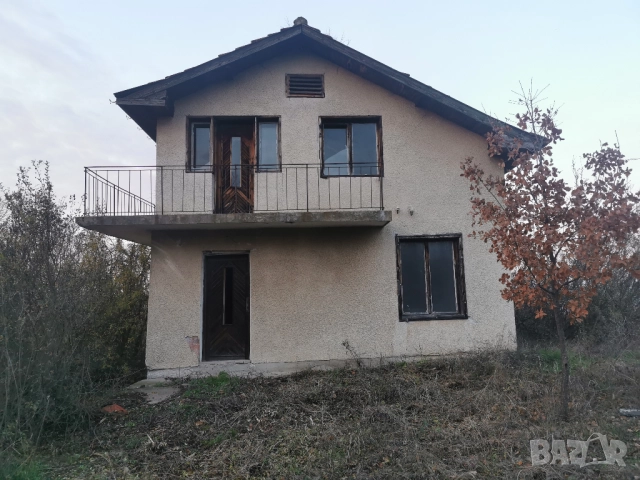 7  декара и 2 вили в Садовете гр.Лом