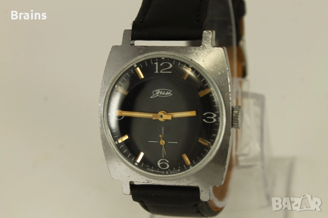1970's ЗИМ Стар Руски Ръчен Часовник, снимка 3 - Мъжки - 51745806