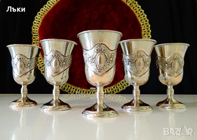 Посребрени медни чаши,рози,орнаменти. , снимка 1 - Антикварни и старинни предмети - 45494466