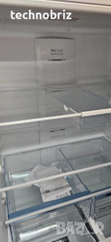 Немски хладилник с фризер Bosch XXL - 2 ГОДИНИ ГАРАНЦИЯ, снимка 5 - Хладилници - 54204495