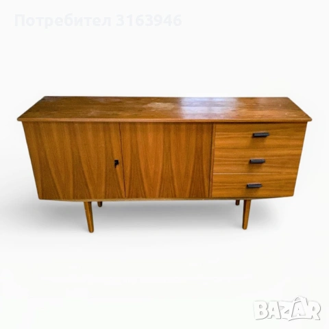 Винтидж шкаф / бюфет – средата на XX век, снимка 1 - Шкафове - 53856178