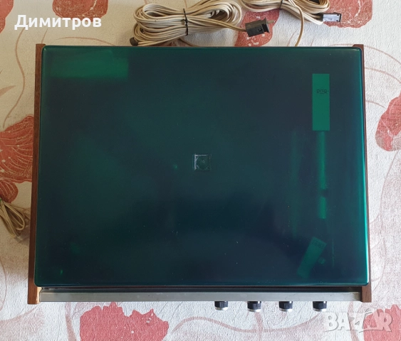 Комплект ретро грамофон Akords СССР, снимка 2 - Антикварни и старинни предмети - 52132376