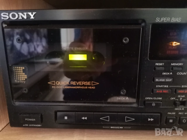 Продавам Sony 