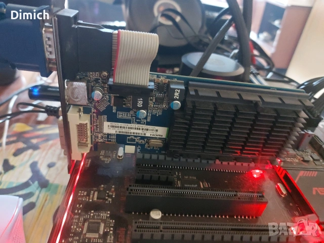 Видеокарта Radeon HD 5410 1GB , снимка 5 - Видеокарти - 53756946