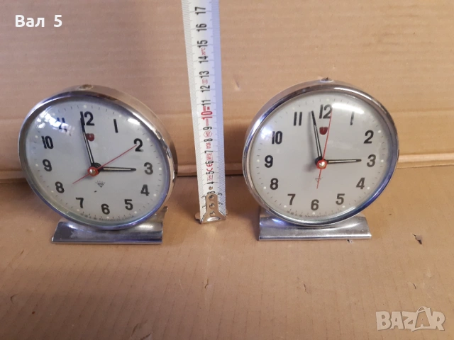 Стари будилници - ШАНХАЙСКИ ДИАМАНТ , Китай -2 броя. Работят, снимка 2 - Антикварни и старинни предмети - 53166613