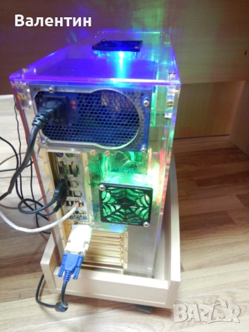 Стационарен компютър и монитор, снимка 4 - За дома - 54015836