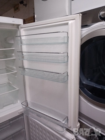 Комбиниран хладилник с фризер Миеле Miele с две години гаранция!, снимка 2 - Хладилници - 53968280