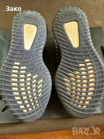 Сиви и черни сникърси ADIDAS YZY 350, снимка 6 - Маратонки - 49962270