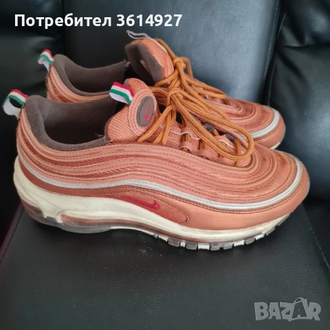 Оригинални маратонки NIKE No.38,5 