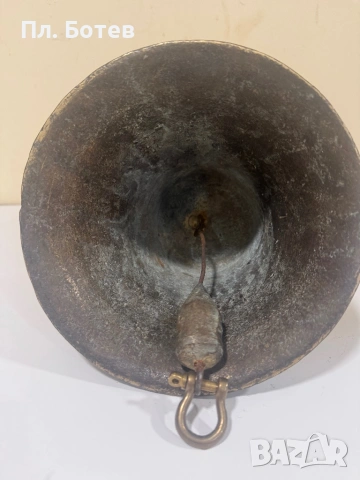 Стара бронзова камбана, снимка 3 - Антикварни и старинни предмети - 54017450