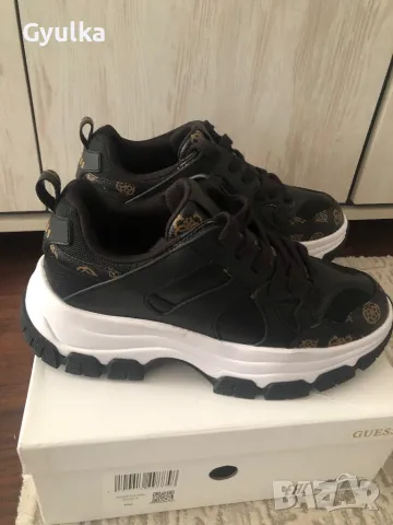 Оригинални дамски обувки- сникърси GUESS 41