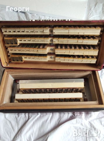 Продавам акордеон Велтмайстер Каприче 96 баса, снимка 15 - Акордеони - 54133698