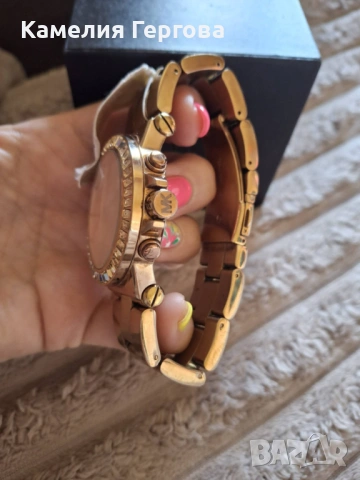 Часовник Michael kors , снимка 2 - Луксозни - 54061515