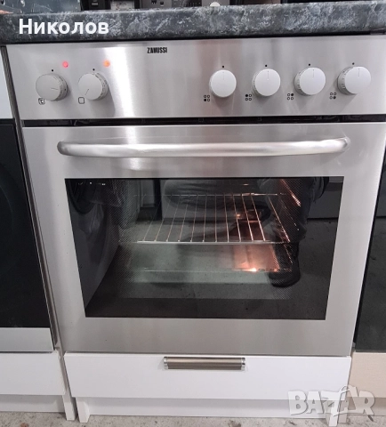 Свободностояща готварска печка ZANUSSI с керамични котлони 