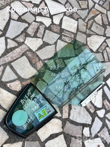 Странично стъкло задно дясно за Тойота Авенсис T27 седан. 2009-2014г