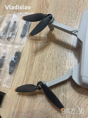Dji 2 Mini -  като нов, снимка 6 - Дронове и аксесоари - 53909835