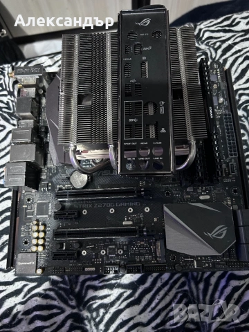 Asus rog strix Z270G + intel core i7 7700