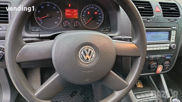 VW Golf, снимка 7 - Автомобили и джипове - 54199756