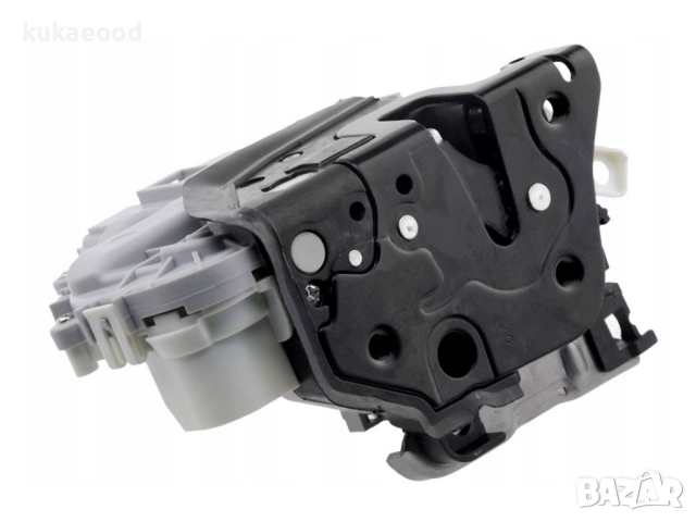 Брава за врата Audi A5 F5, снимка 2 - Части - 51820872