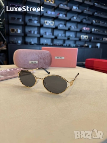 MIU MIU 🤍 Дамски Слънчеви Очила, снимка 8 - Слънчеви и диоптрични очила - 53468028