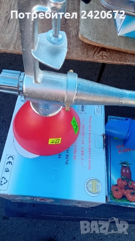 машинка за мелене на домати, снимка 2 - Прибори за хранене, готвене и сервиране - 51775861