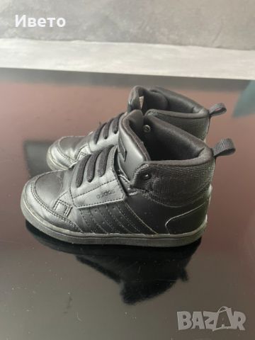 Детски кецове Adidas, снимка 2 - Детски обувки - 45608275
