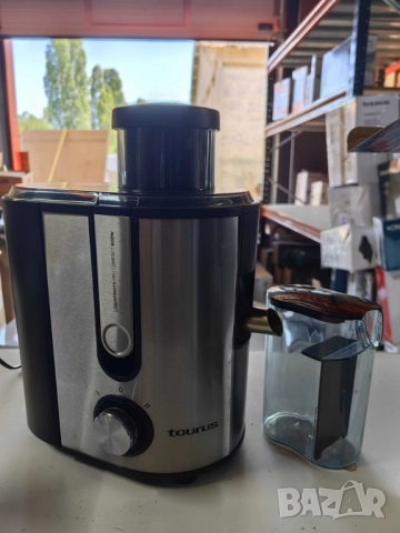 Сокоизстисквачка Taurus LIQUAFRUITS PRO COMPACT – 600W, 2 скорости, 65мм отвор, неръждаем филтър