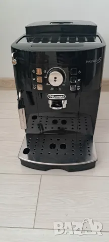 Кафеавтомат Delonghi Magnifica S - ESAM 21.116.B, снимка 1 - Кафемашини - 49229787