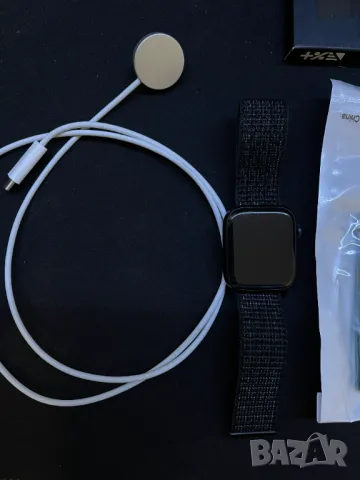 Apple Watch series 8 45mm с аксесоари, снимка 1 - Смарт гривни - 48549454