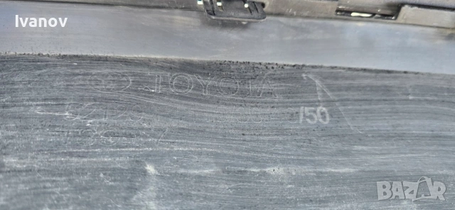 решетка в предната броня за Тойота C-HR , снимка 3 - Части - 53748302