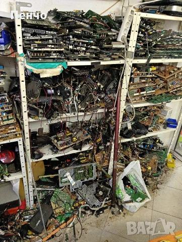 Части за ТВ и електронна скрап