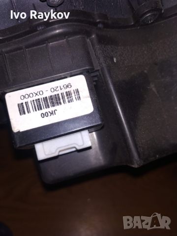 Панел, пласмаса със Aux Ipod USB connector 96120-0X000,Hyundai I10, снимка 5 - Аксесоари и консумативи - 46336800