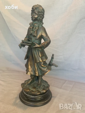 фигура статуетка на студент, снимка 2 - Статуетки - 51238059