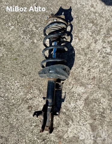 Амортисьор с пружина преден ляв Honda CRV 3 2.2d