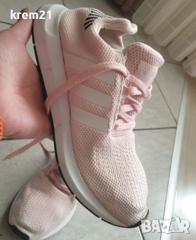 Adidas Swift Run номер 38 дамски маратонки , снимка 11 - Маратонки - 45654386