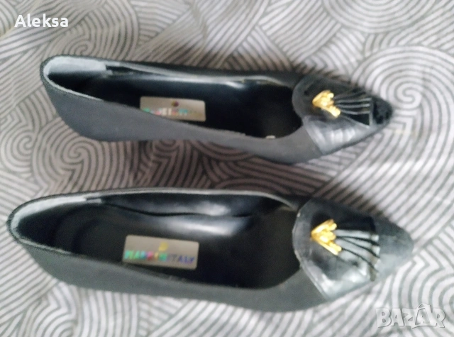 официални дамска обувки седем тока