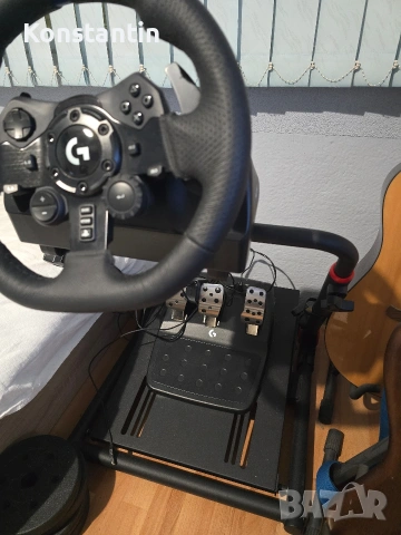 Logitech G923 + стойка за монтаж, снимка 4 - PlayStation конзоли - 53651544