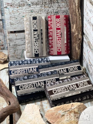 портмонета в кутия christian dior, снимка 2 - Портфейли, портмонета - 51458198