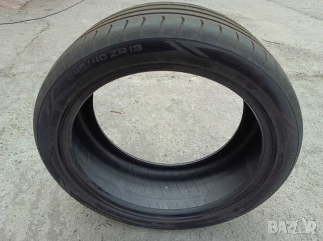 Гуми Nokian 245/40 R19 , снимка 4 - Гуми и джанти - 54245349